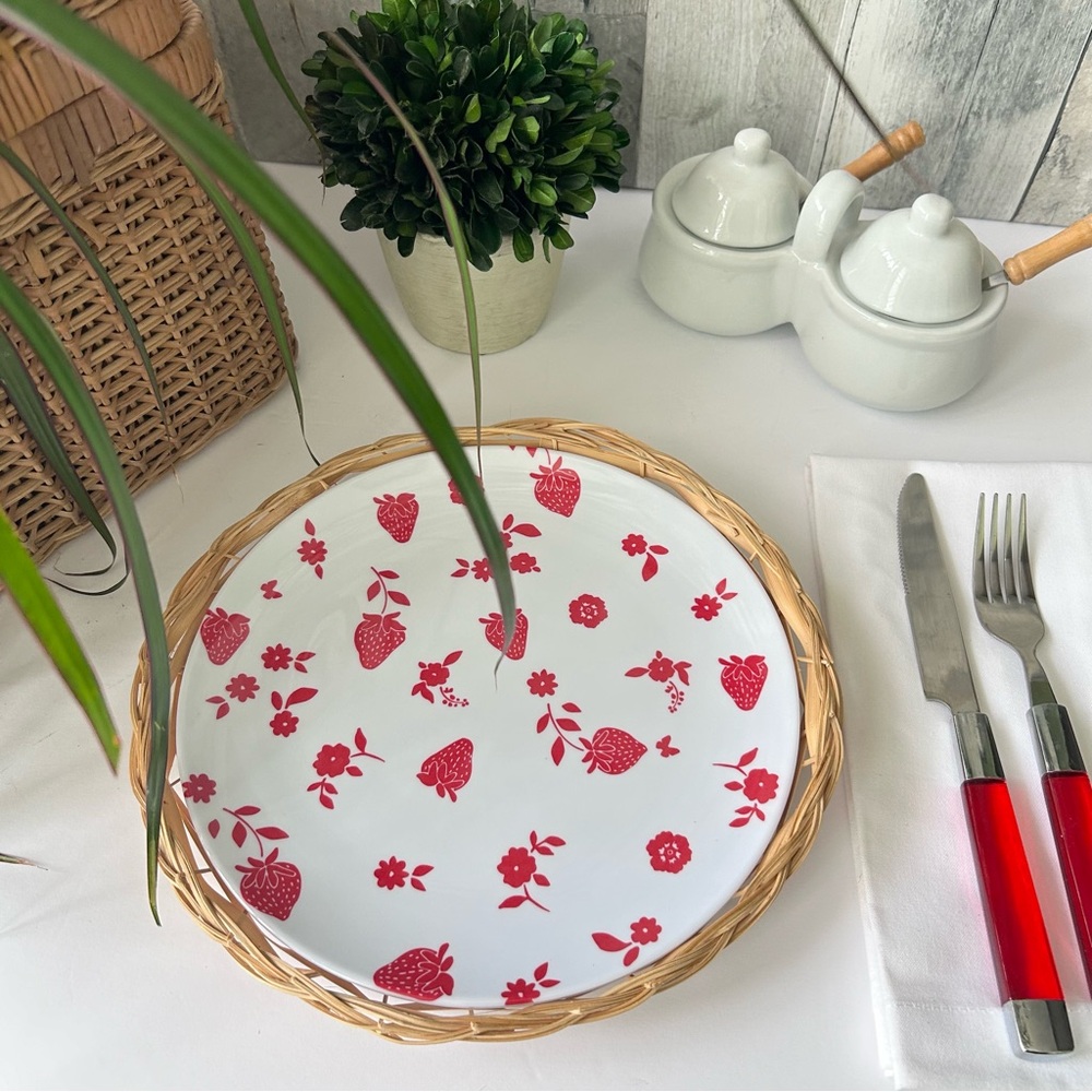 🌴Melamine Picnic Strawberry Plates with Set of 4 - Red & White